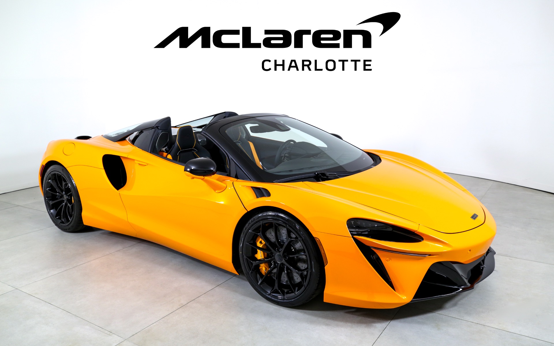 Used 2025 McLaren Artura Spider TechLux | Charlotte, NC