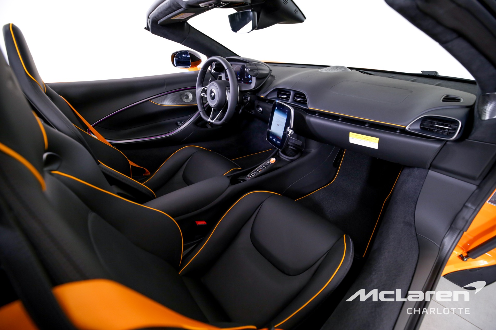 Used 2025 McLaren Artura Spider TechLux | Charlotte, NC