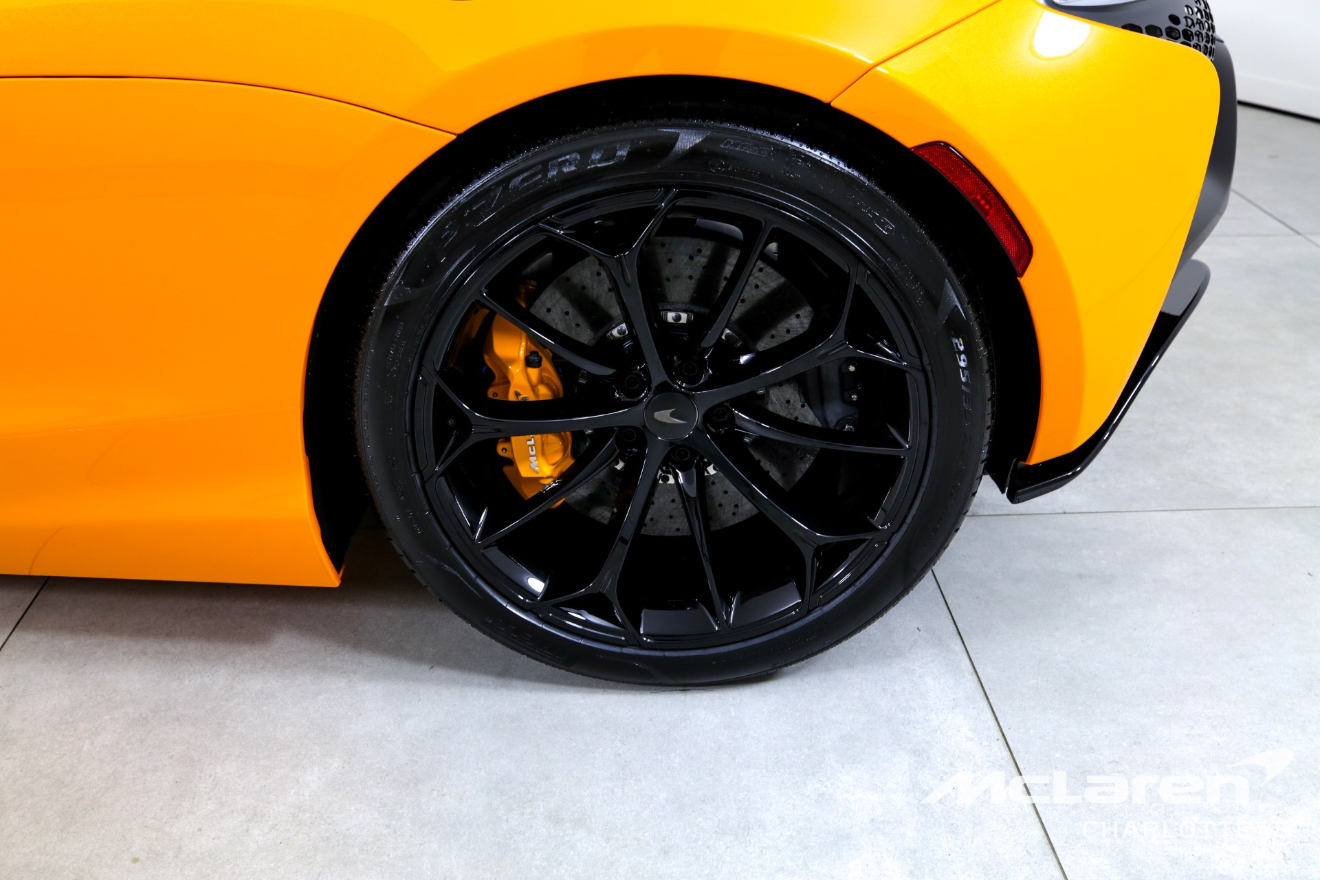 Used 2025 McLaren Artura Spider TechLux | Charlotte, NC