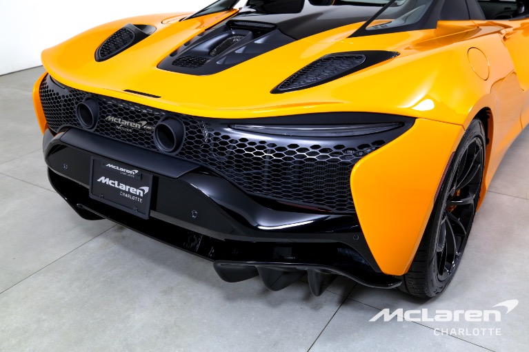 Used-2025-McLaren-Artura-Spider-TechLux