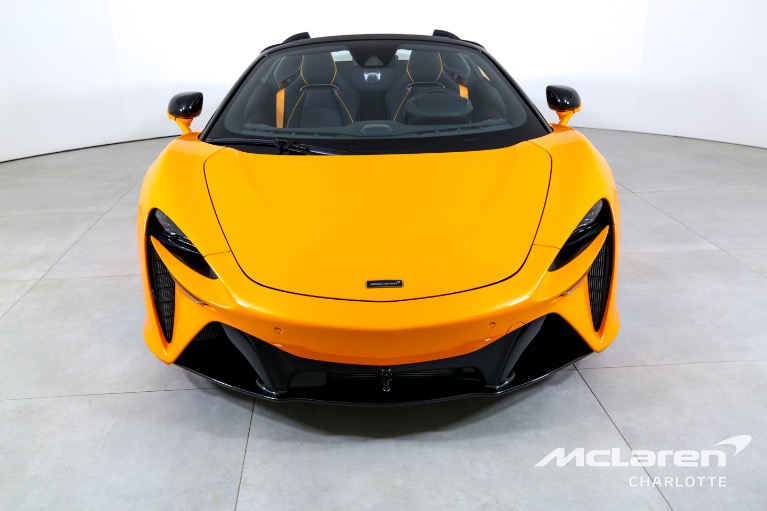 Used-2025-McLaren-Artura-Spider-TechLux