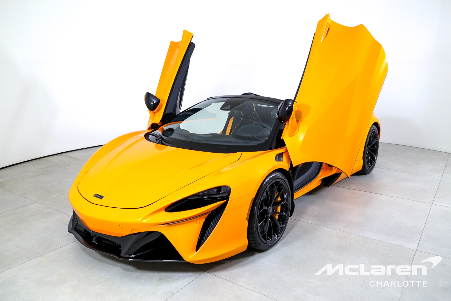 Used 2025 McLaren Artura Spider TechLux | Charlotte, NC