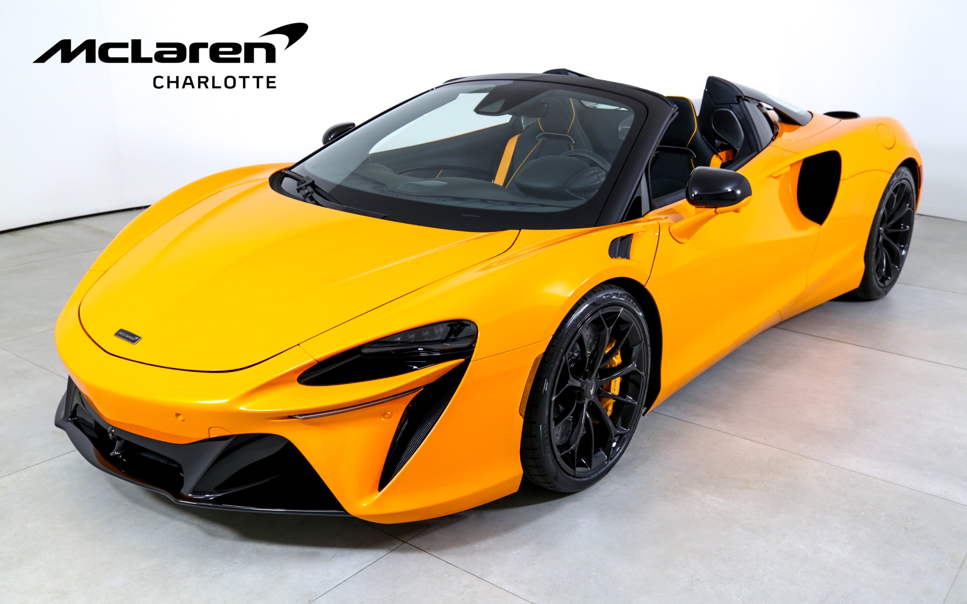 Used 2025 McLaren Artura Spider TechLux | Charlotte, NC
