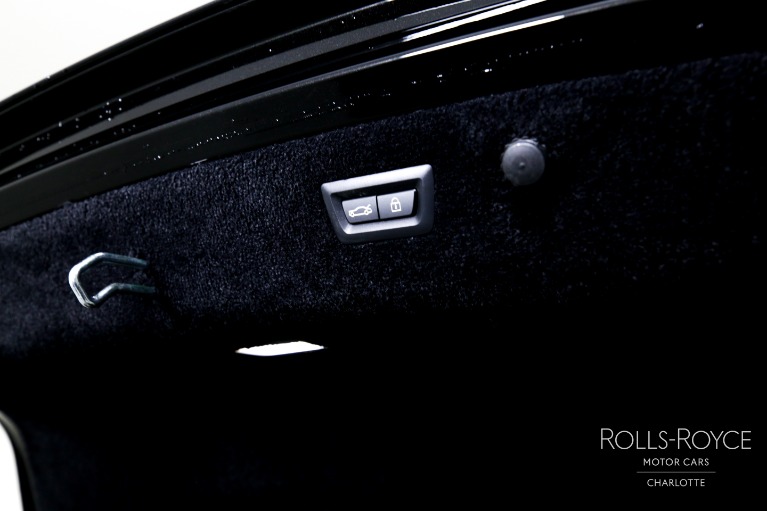 Used-2025-Rolls-Royce-Spectre
