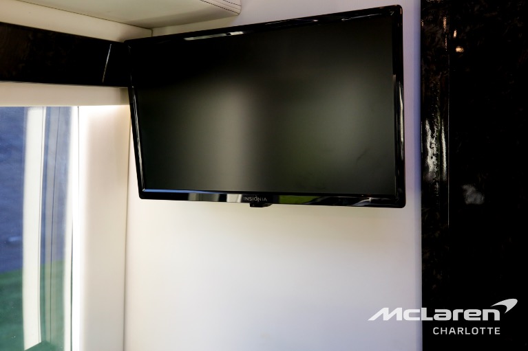 Used-2022-Mercedes-Benz-Sprinter-2500