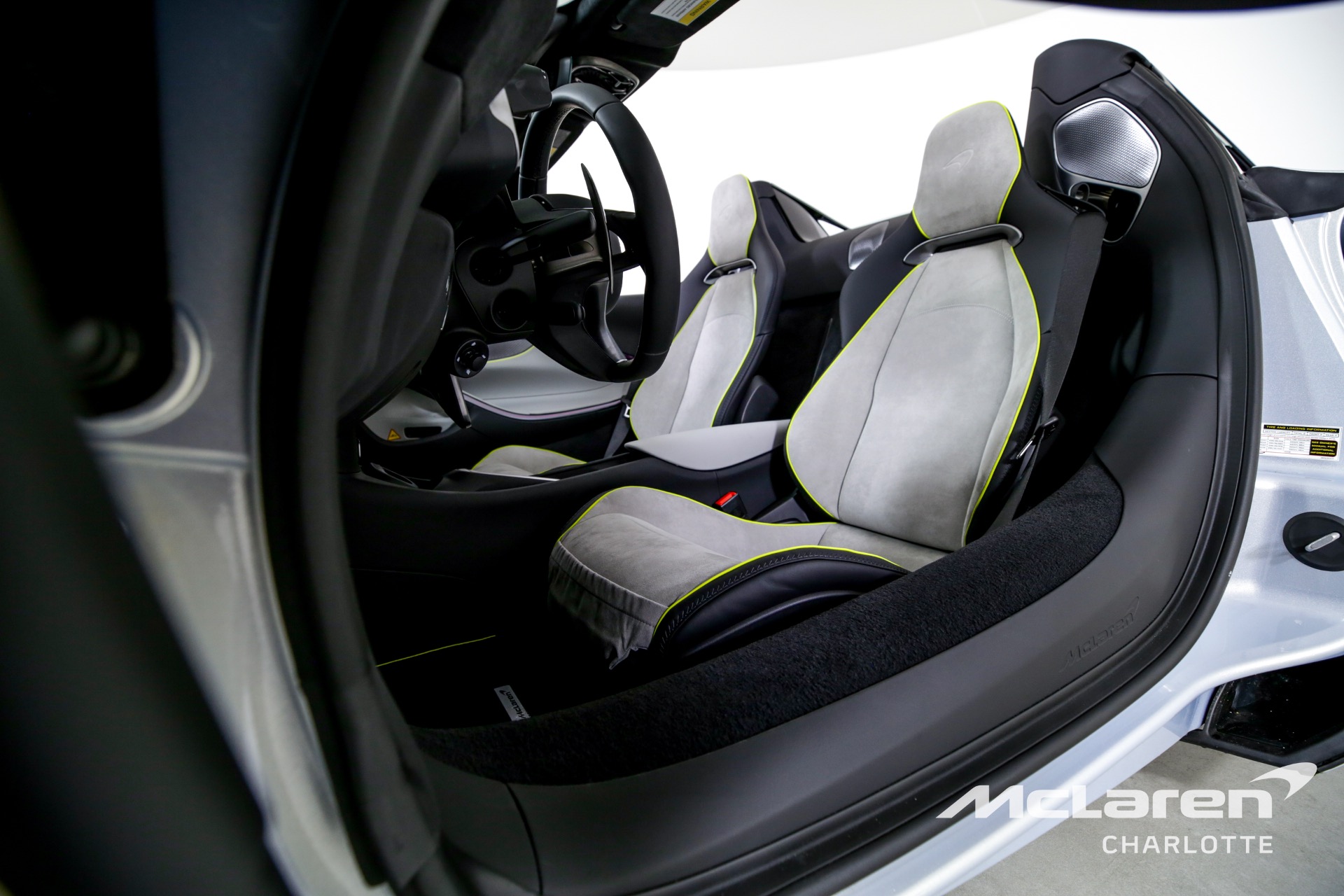 Used 2025 McLaren Artura Spider TechLux | Charlotte, NC