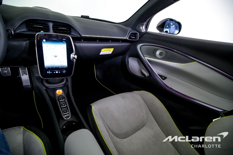 Used-2025-McLaren-Artura-Spider-TechLux