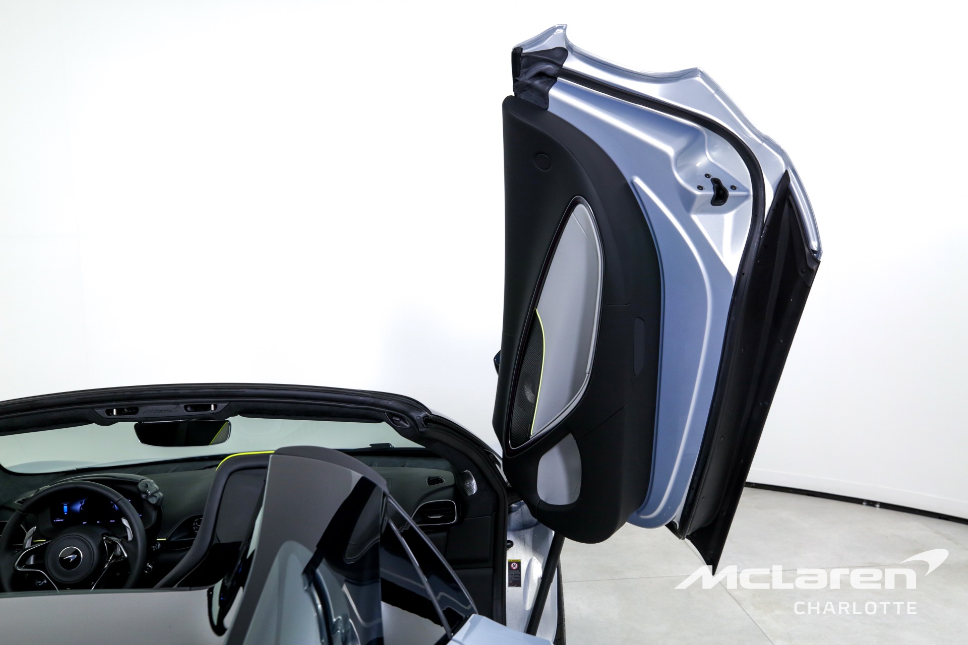Used 2025 McLaren Artura Spider TechLux | Charlotte, NC