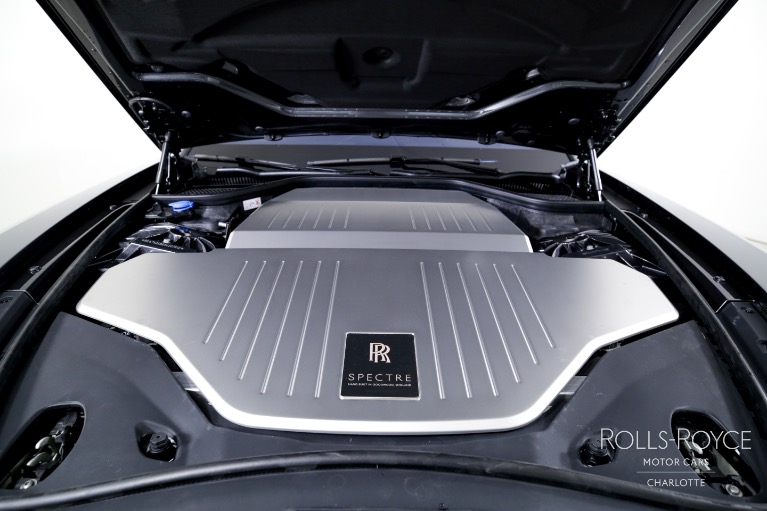 New-2025-Rolls-Royce-Spectre