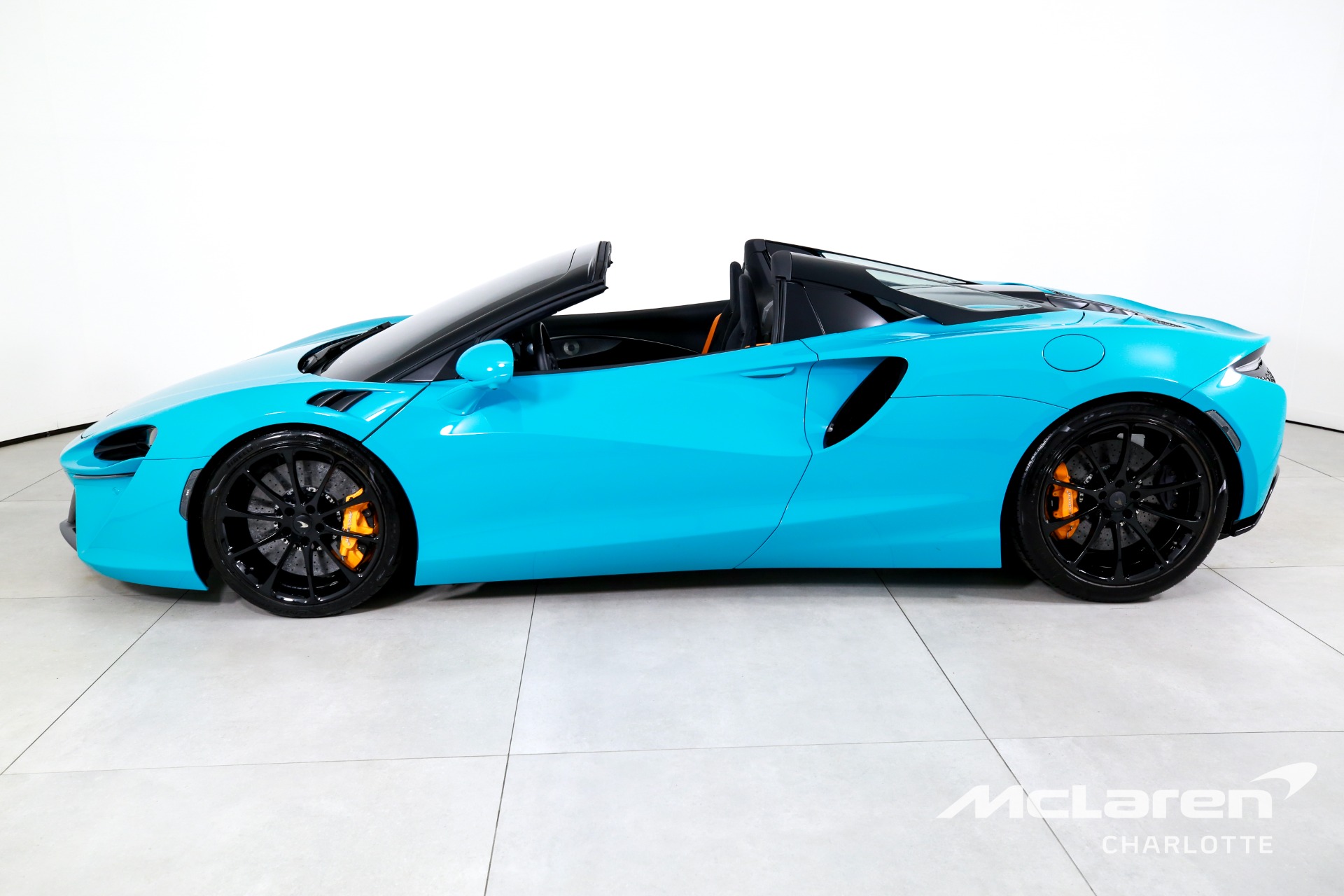 Used 2025 McLaren Artura Spider TechLux | Charlotte, NC