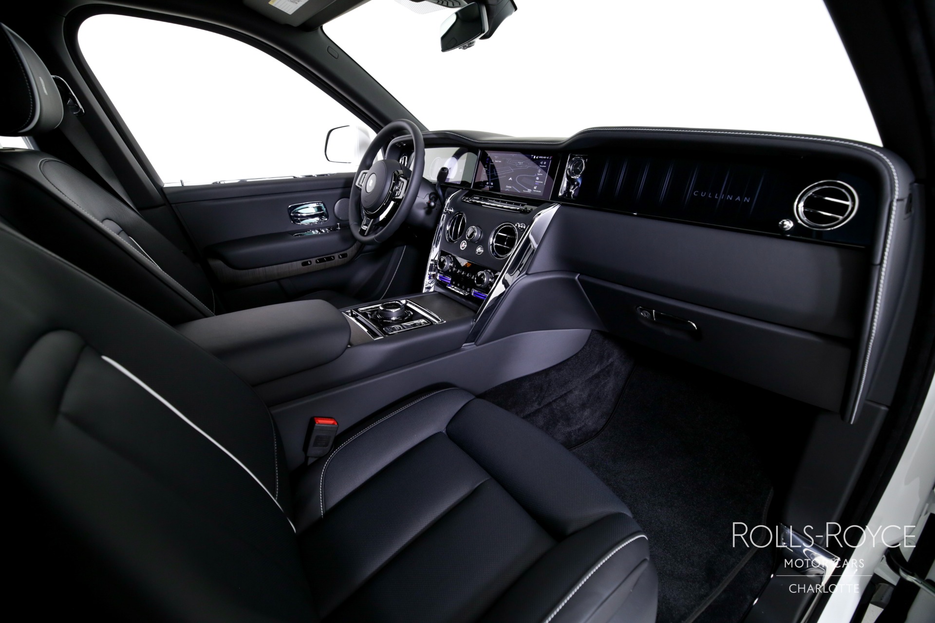 Used 2025 Rolls-Royce Cullinan  | Charlotte, NC