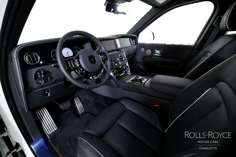 Used-2025-Rolls-Royce-Cullinan
