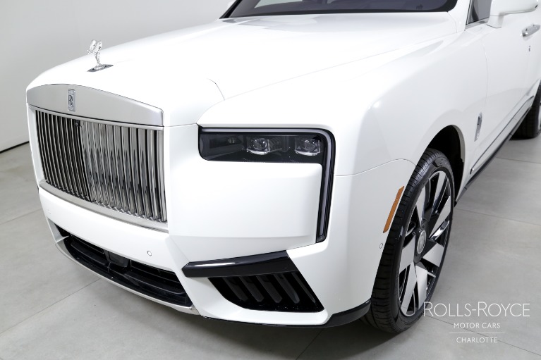 Used-2025-Rolls-Royce-Cullinan