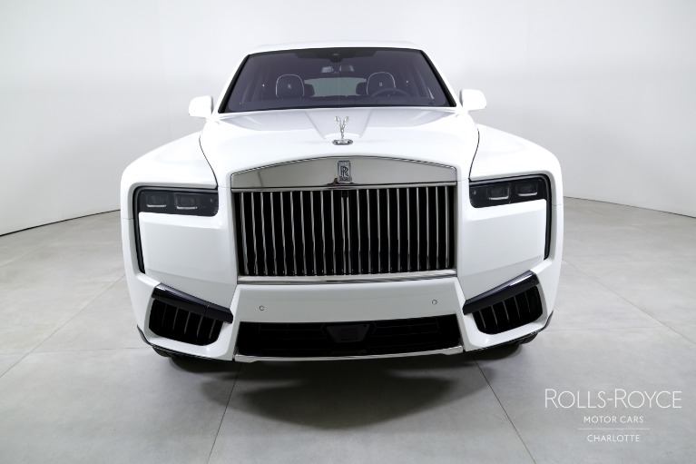 Used-2025-Rolls-Royce-Cullinan