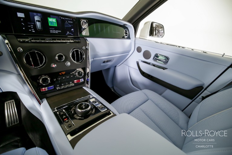 Used-2025-Rolls-Royce-Cullinan