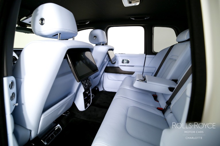 Used-2025-Rolls-Royce-Cullinan