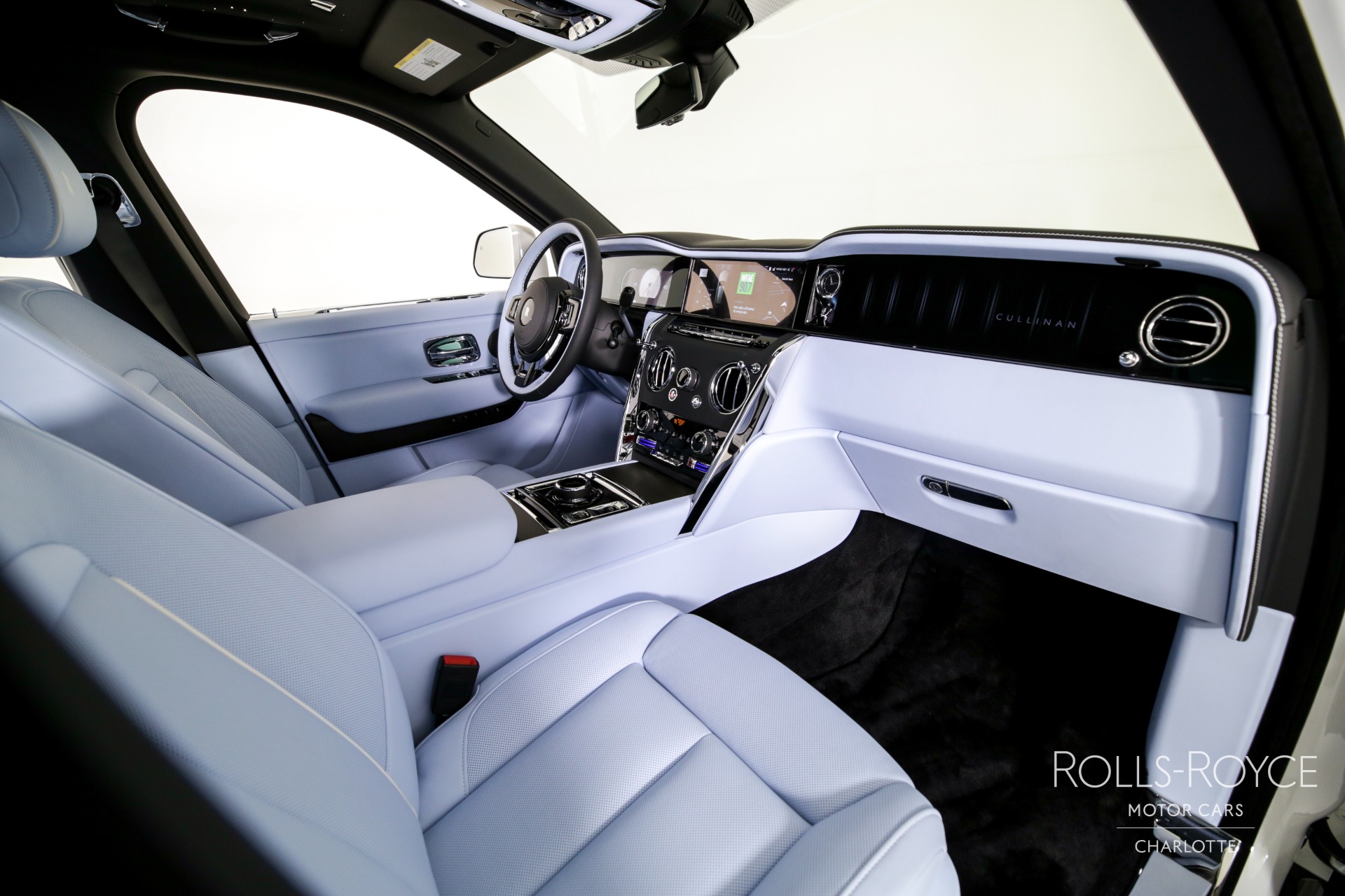 Used 2025 Rolls-Royce Cullinan  | Charlotte, NC