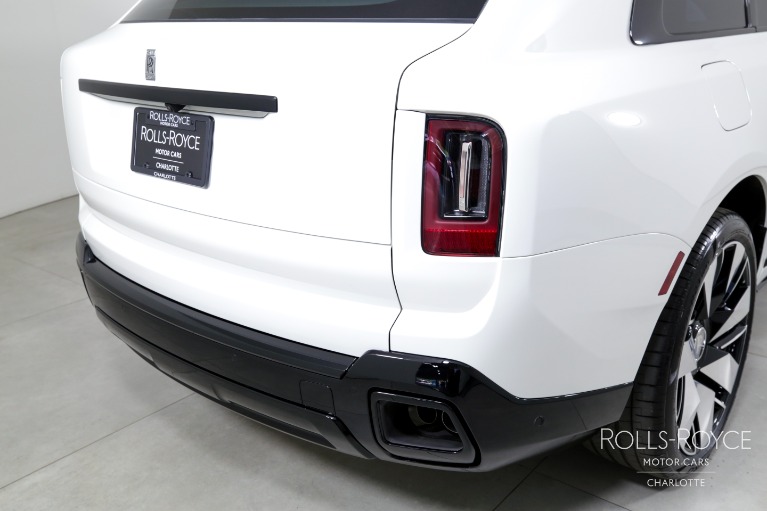Used-2025-Rolls-Royce-Cullinan