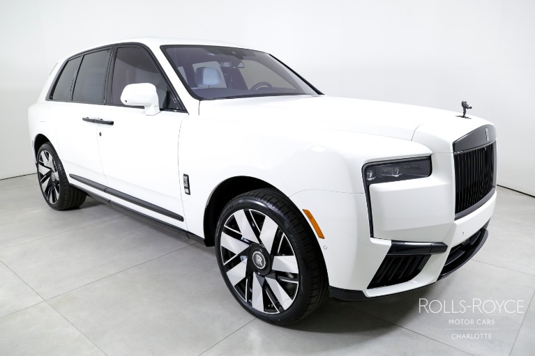 Used-2025-Rolls-Royce-Cullinan
