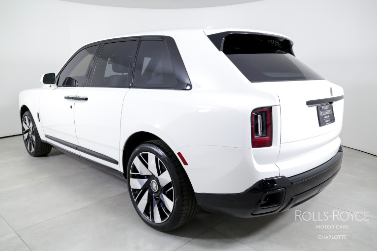 Used-2025-Rolls-Royce-Cullinan