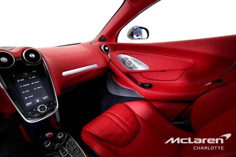New-2025-McLaren-GTS