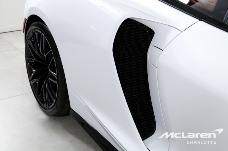New-2025-McLaren-GTS