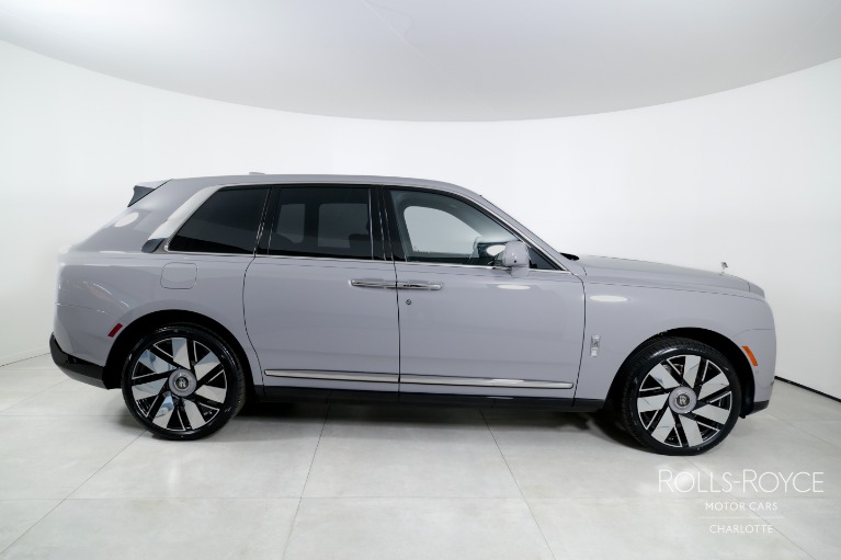 Used-2025-Rolls-Royce-Cullinan