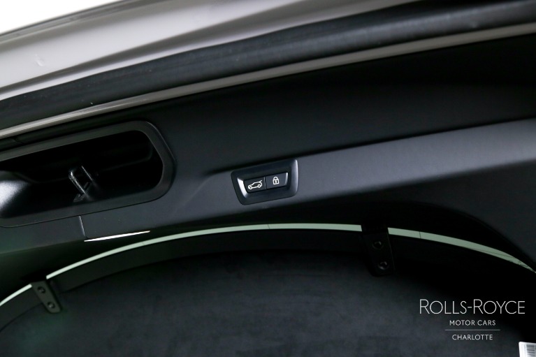 Used-2025-Rolls-Royce-Cullinan
