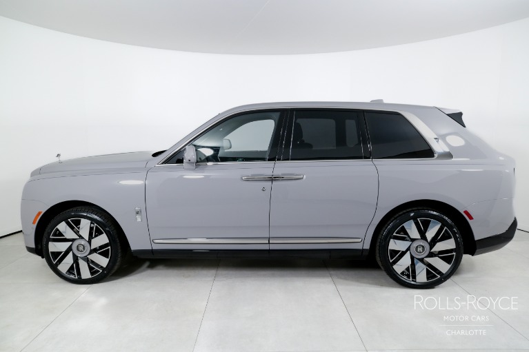 Used-2025-Rolls-Royce-Cullinan