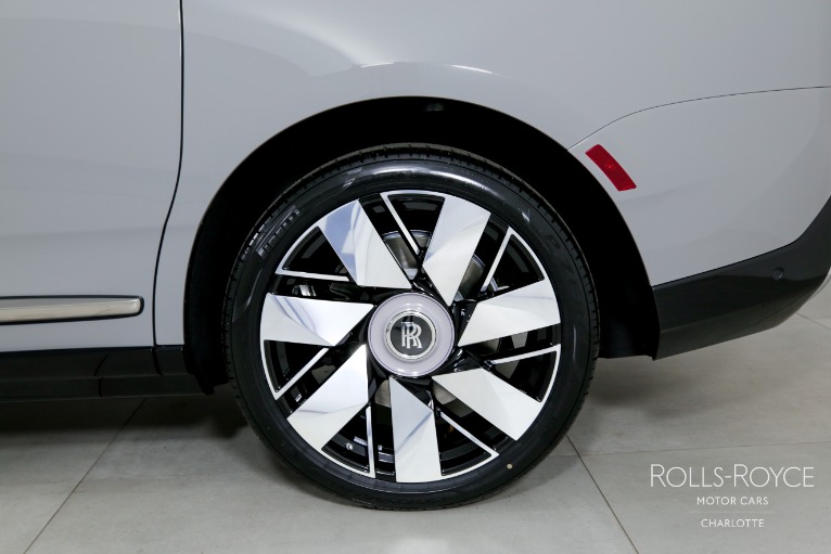 Used-2025-Rolls-Royce-Cullinan