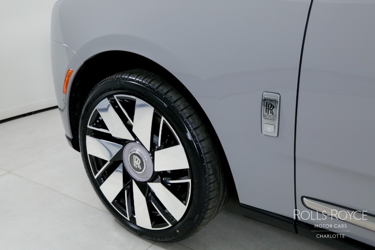 Used-2025-Rolls-Royce-Cullinan