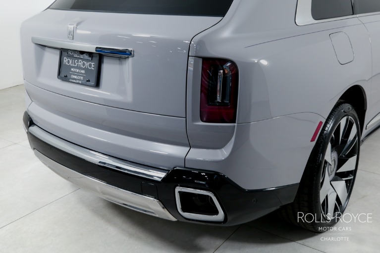 Used-2025-Rolls-Royce-Cullinan