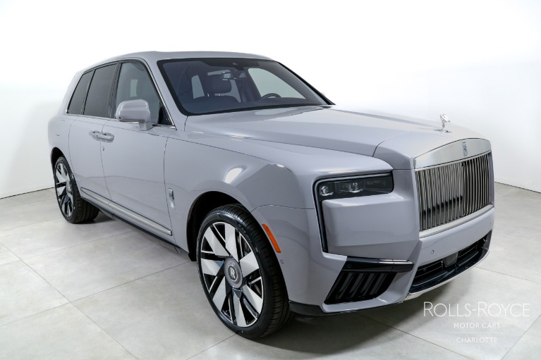 Used-2025-Rolls-Royce-Cullinan