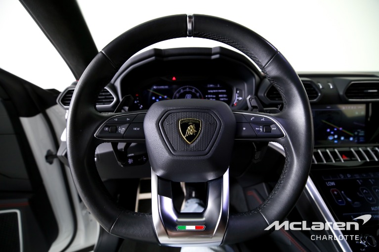 Used-2024-Lamborghini-Urus-S