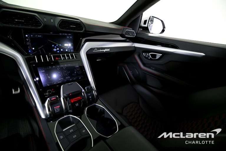 Used-2024-Lamborghini-Urus-S