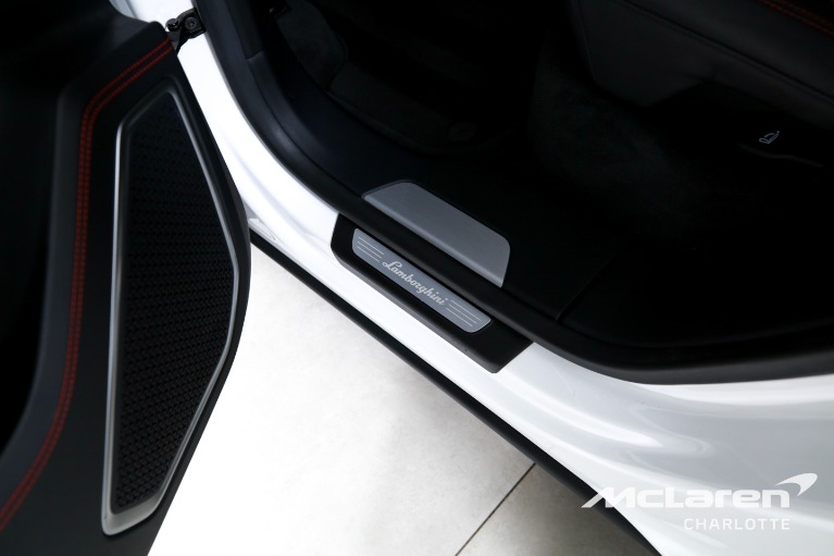 Used-2024-Lamborghini-Urus-S