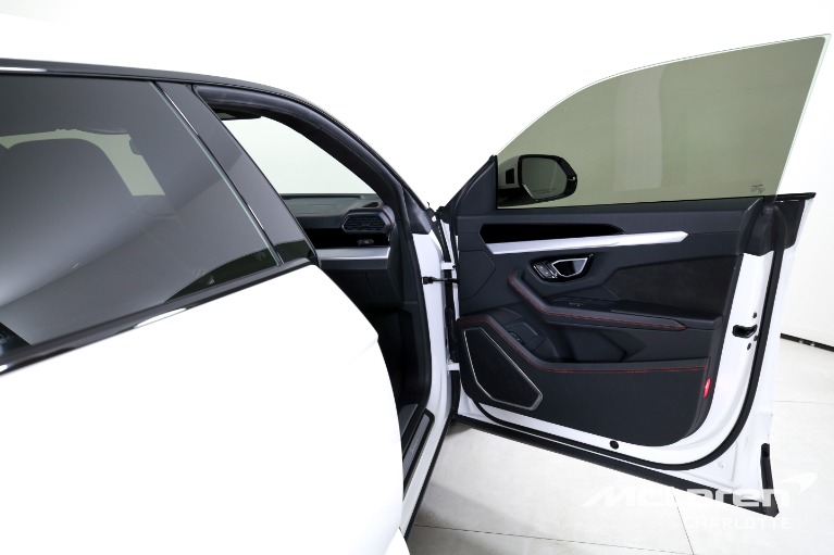 Used-2024-Lamborghini-Urus-S