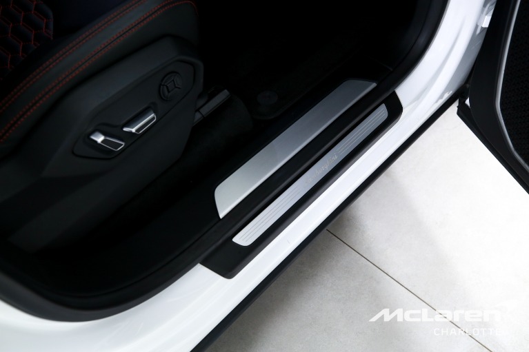 Used-2024-Lamborghini-Urus-S