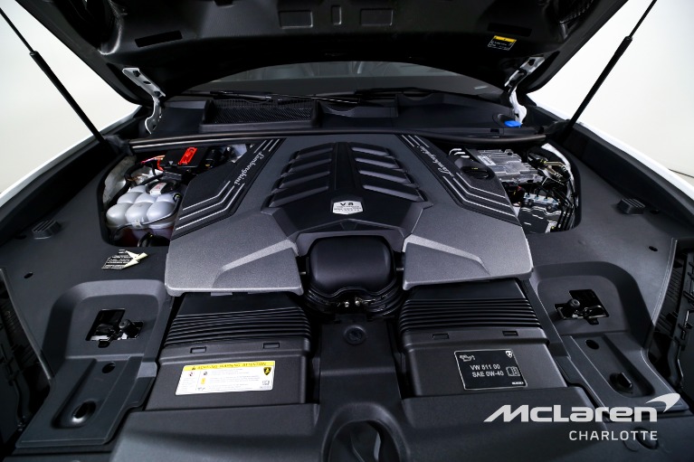 Used-2024-Lamborghini-Urus-S