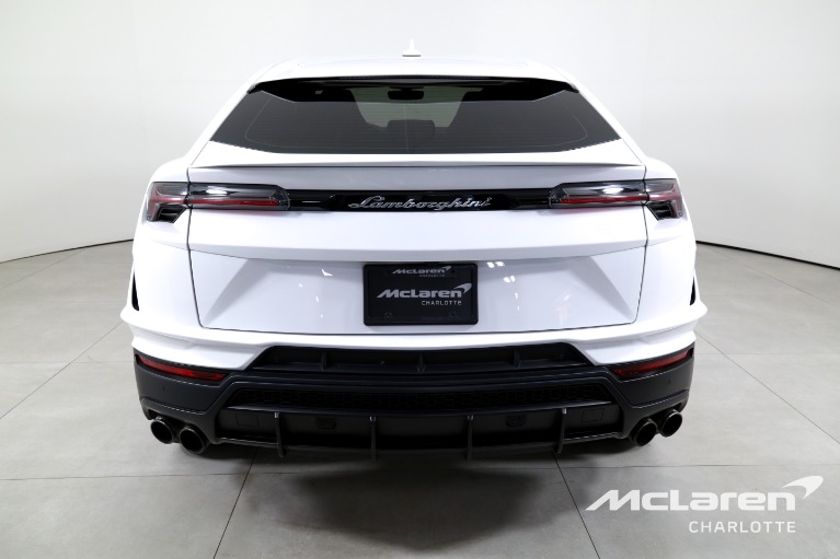 Used-2024-Lamborghini-Urus-S