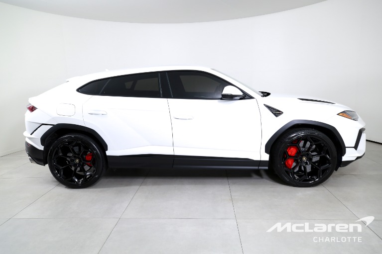 Used-2024-Lamborghini-Urus-S