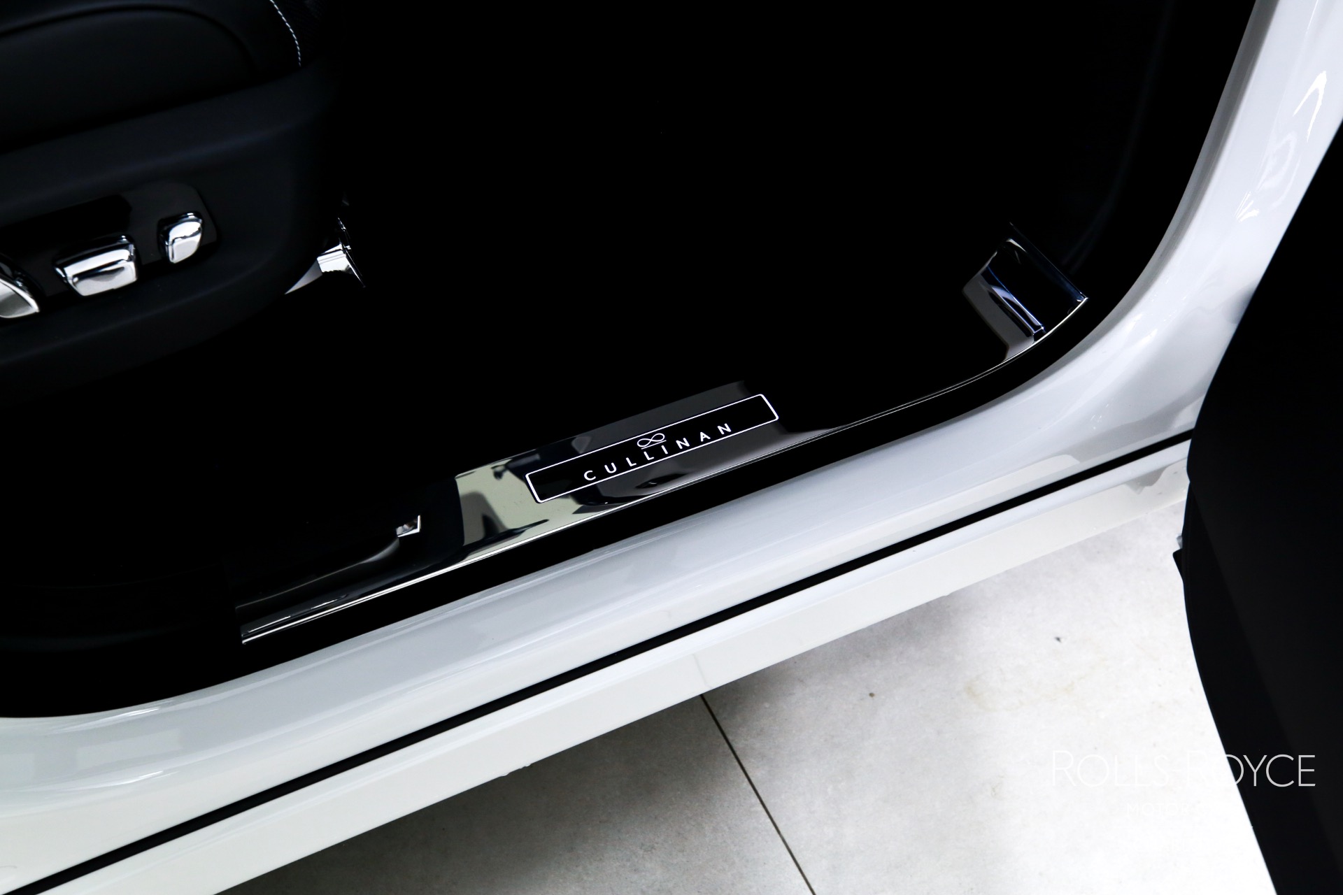 Used 2025 Rolls-Royce Black Badge Cullinan | Charlotte, NC
