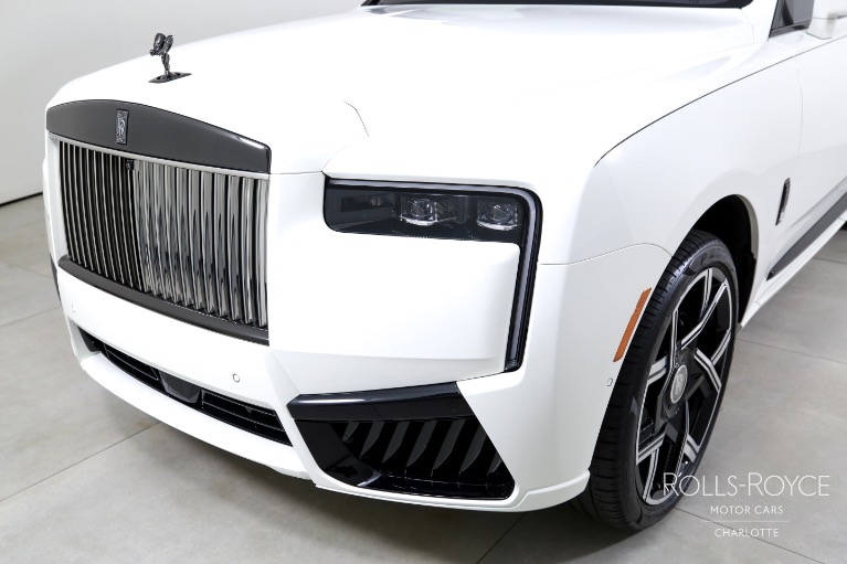 Used-2025-Rolls-Royce-Black-Badge-Cullinan
