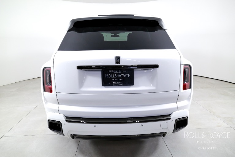 Used-2025-Rolls-Royce-Black-Badge-Cullinan