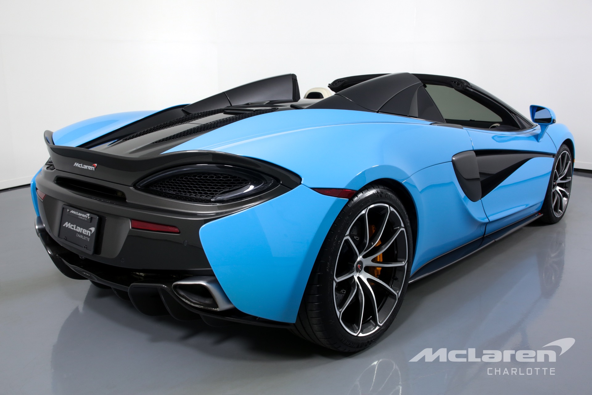 Used 2018 McLaren 570S Spider | Charlotte, NC
