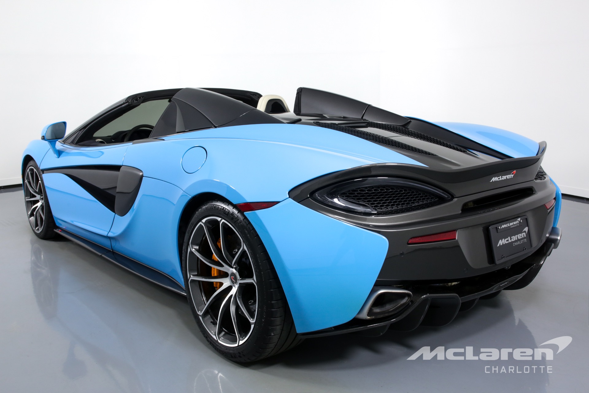 Used 2018 McLaren 570S Spider | Charlotte, NC