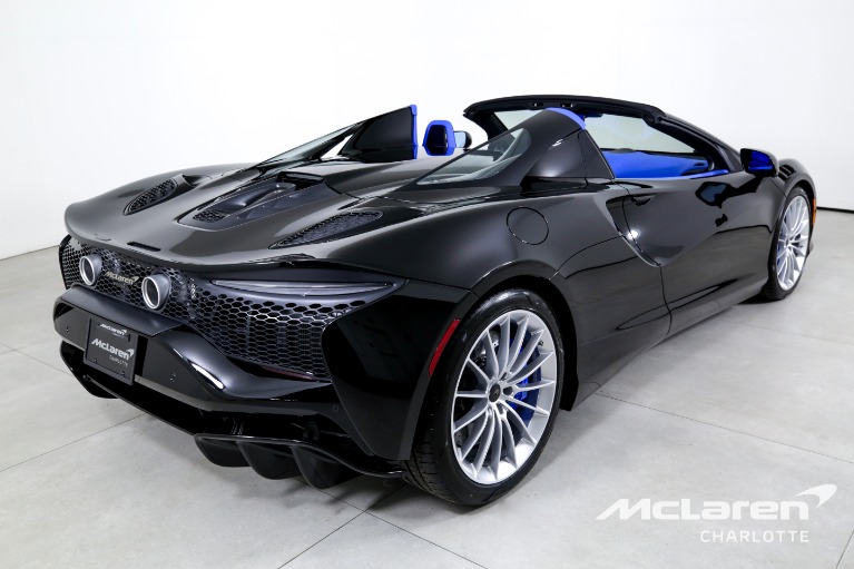 New-2025-McLaren-Artura-Spider-TechLux