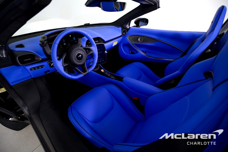 New-2025-McLaren-Artura-Spider-TechLux