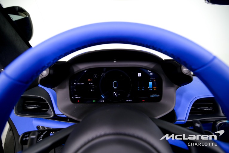 New-2025-McLaren-Artura-Spider-TechLux