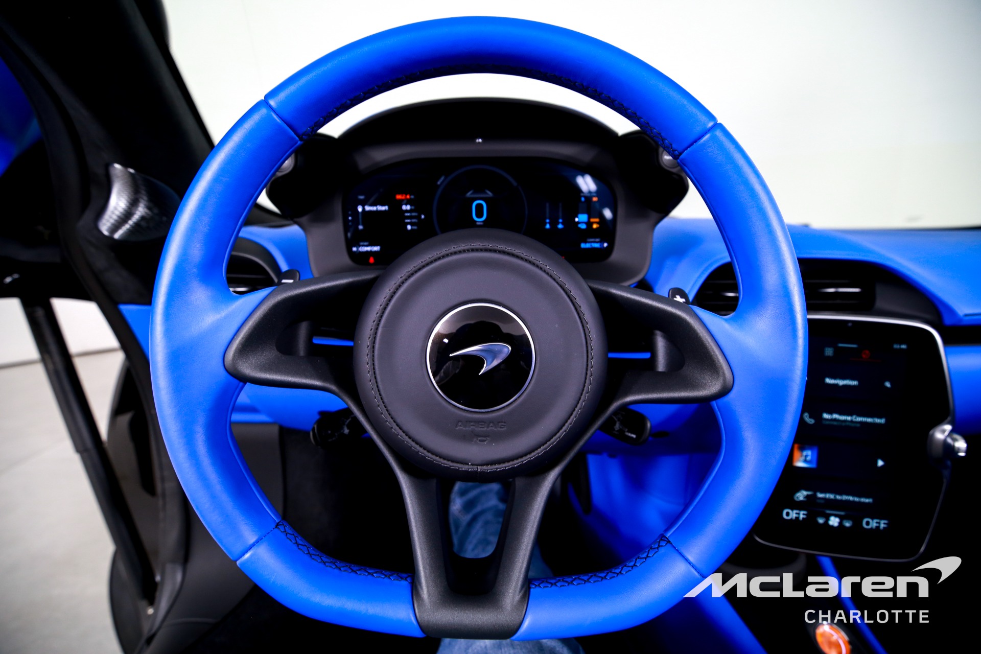 Used 2025 McLaren Artura Spider TechLux | Charlotte, NC